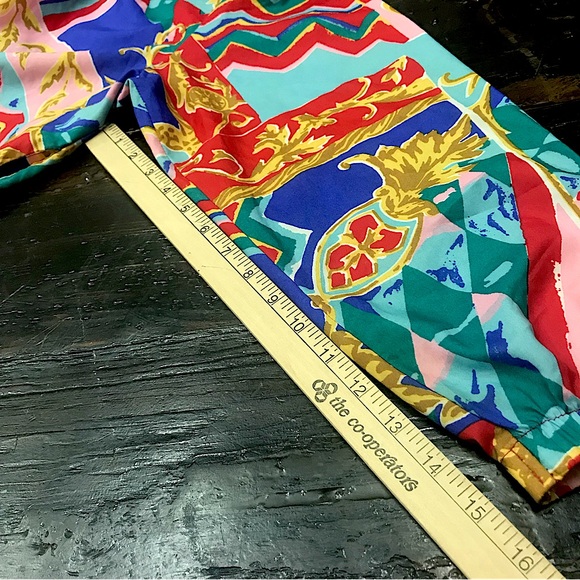 Fun Colourful Windbreaker! - Picture 8 of 10